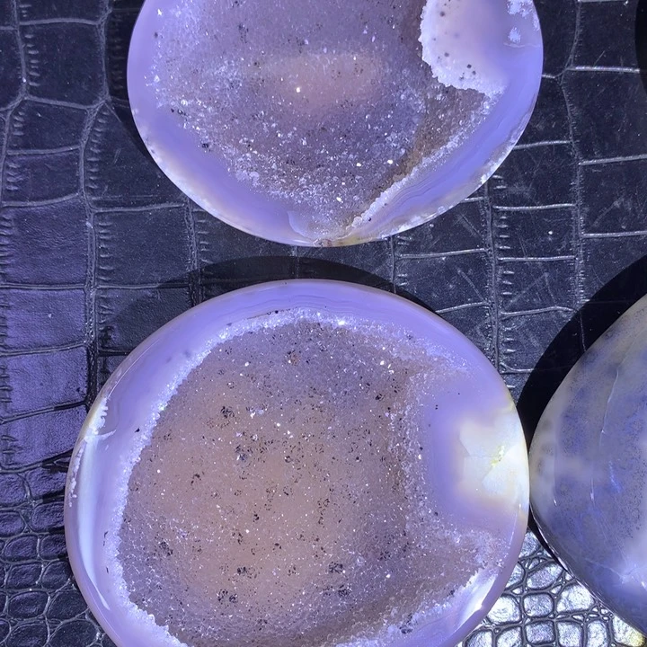 水晶福利彩晶盆未镶嵌