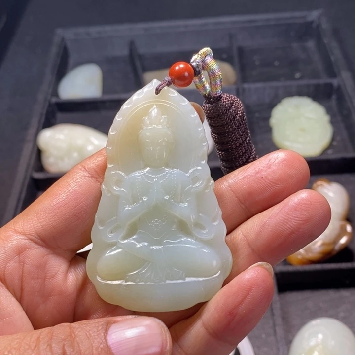 和田玉（糖玉）未镶嵌挂件