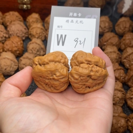 吊坠桃核我是第一百39