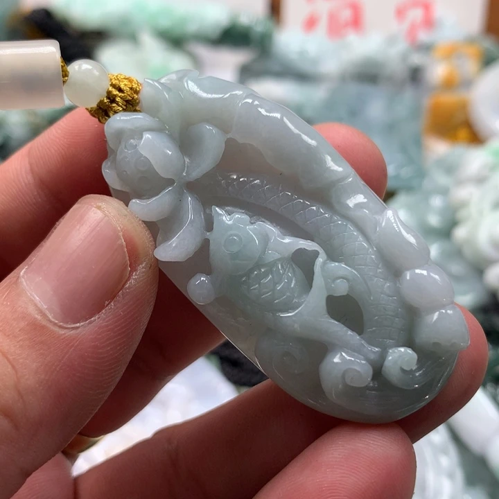 翡翠未镶嵌颈饰保真天然a货翡翠