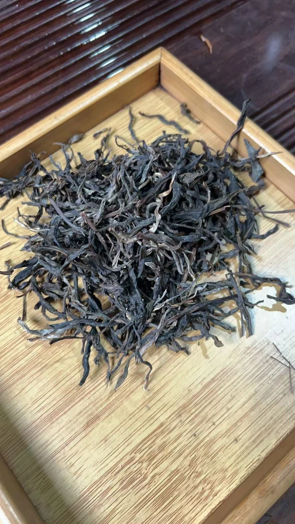 散茶-2019年私藏古树散生茶