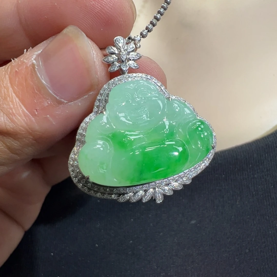 翡翠吊坠(不含链)18K金镶嵌