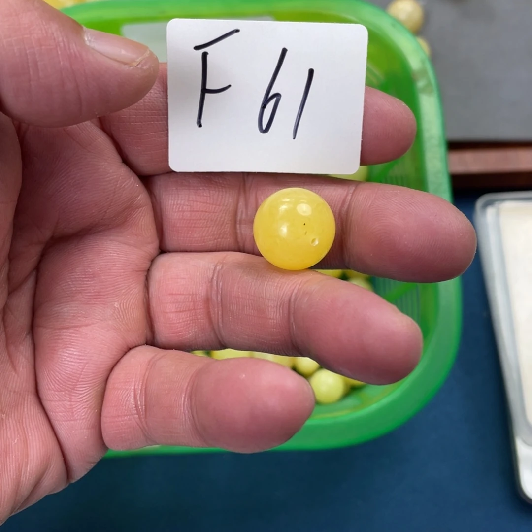 手链琥珀未镶嵌多样性发，发其中一件