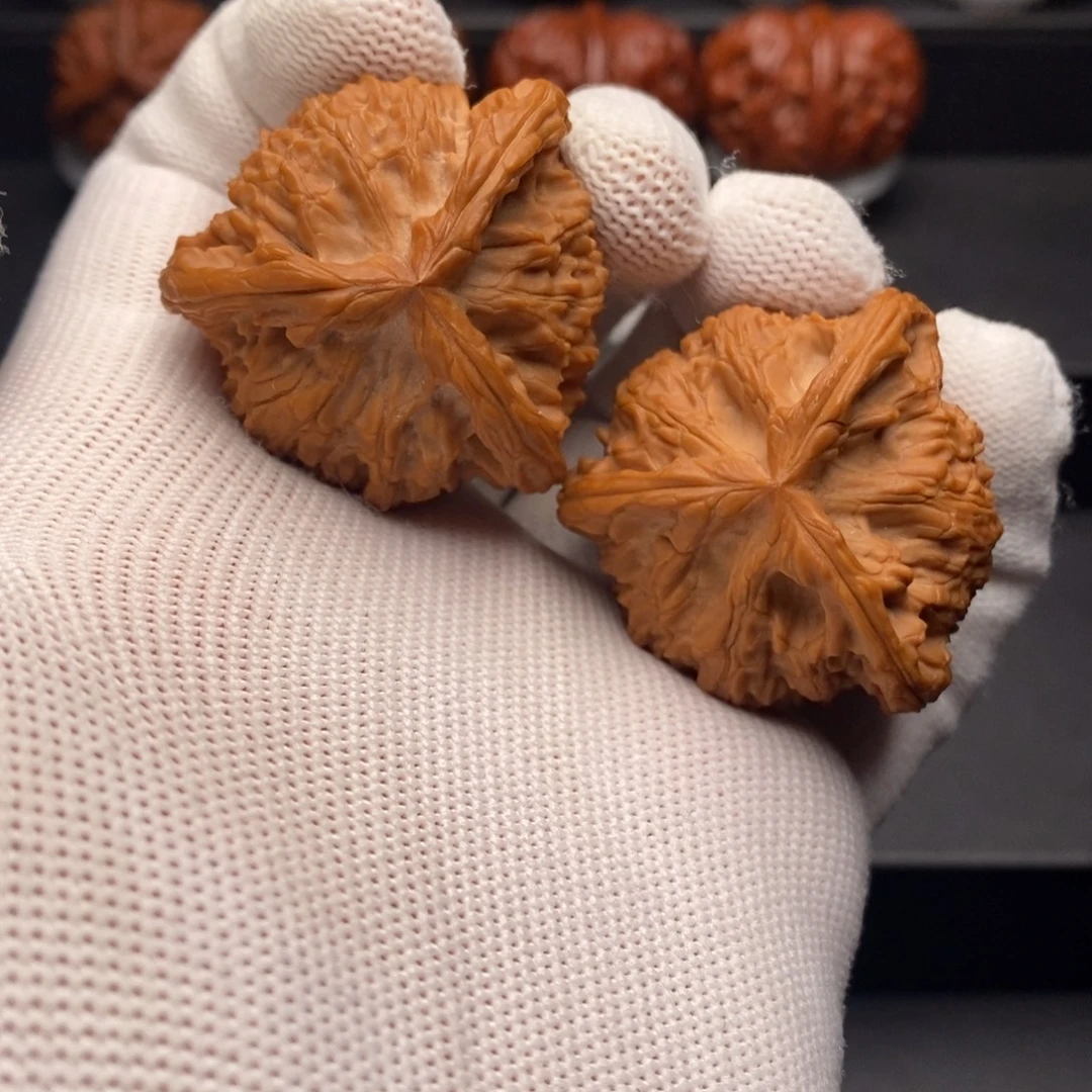 文玩核桃把件40.5尺老款平顶正奔