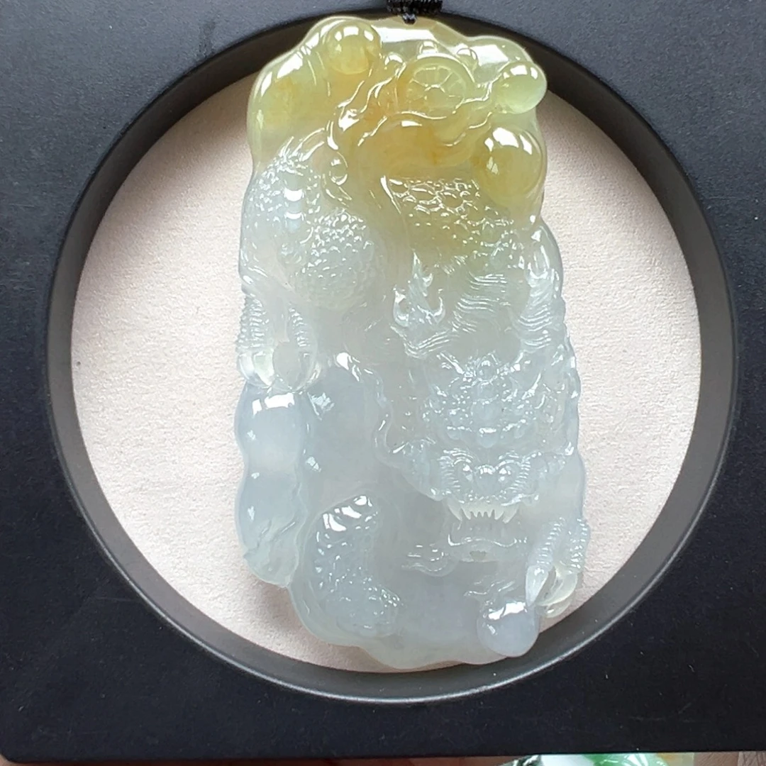 颈饰未镶嵌翡翠龙