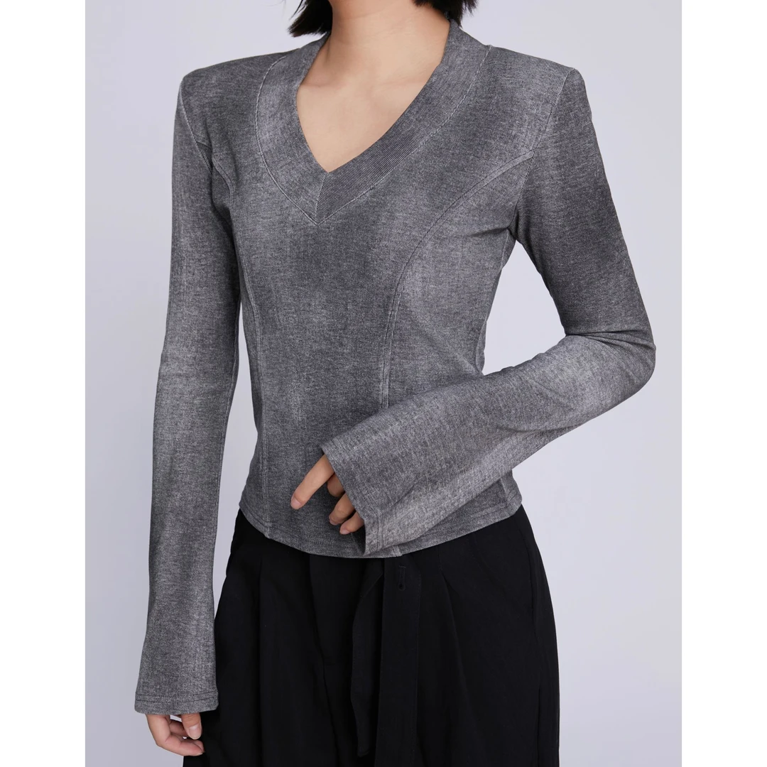 ConKenyan｜“穿搭灵感” 收腰藏肉小能手桃心领上衣