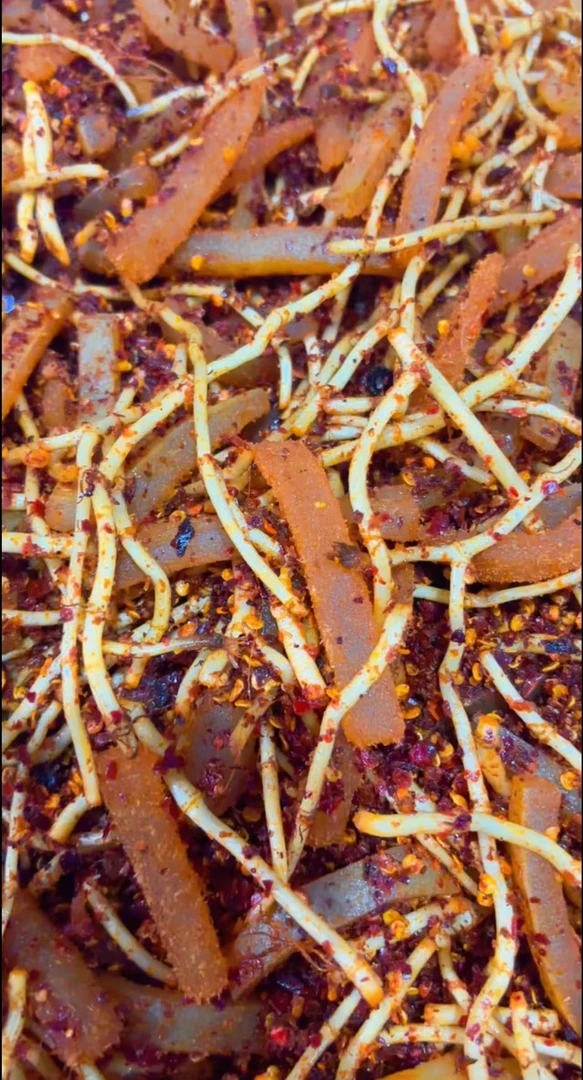 王家酱折耳根牛皮沙脆爽口即食开胃下饭菜