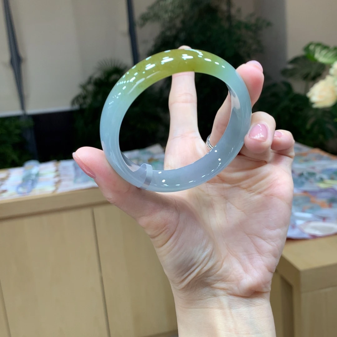 未镶嵌手镯翡翠不退不换
