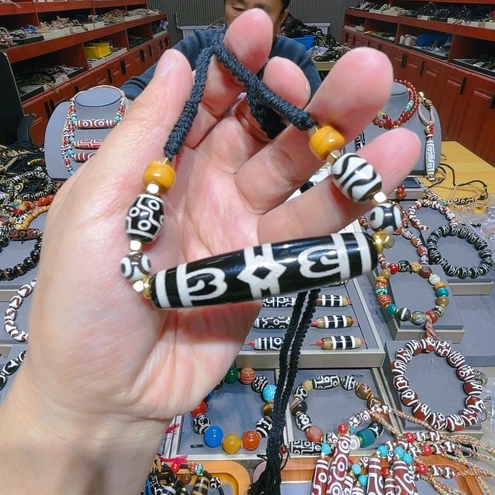 未镶嵌玛瑙/玉髓珠宝奇石