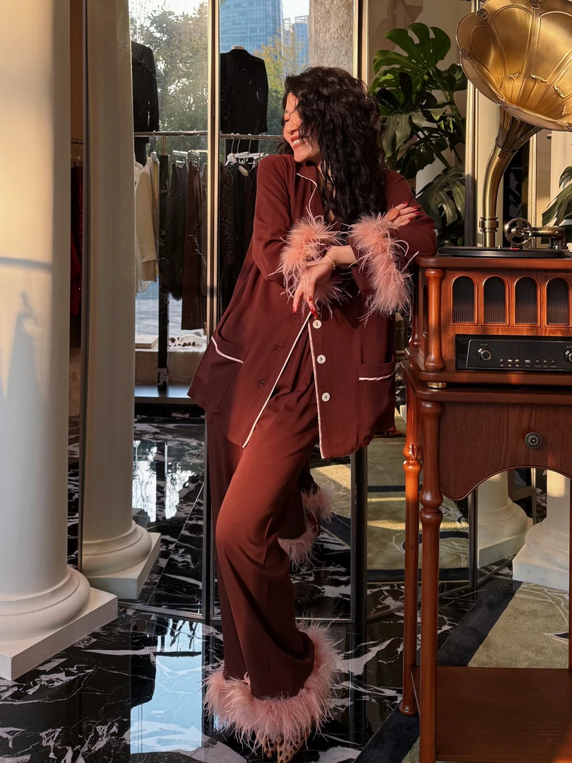 MIRROR 【涛姐精选】 梦境咖拼粉羽毛贵妇睡衣风套装