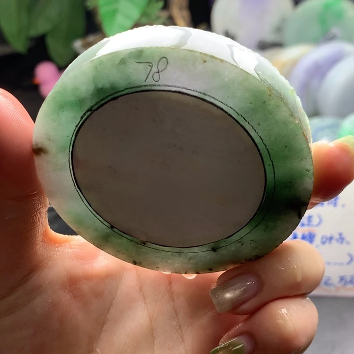 未镶嵌手镯定制翡翠