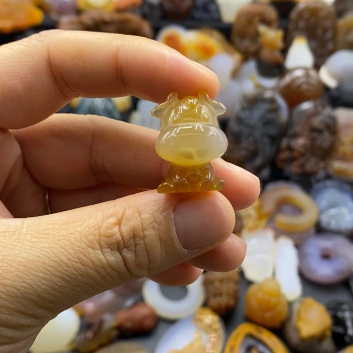 玛瑙/玉髓未镶嵌颈饰