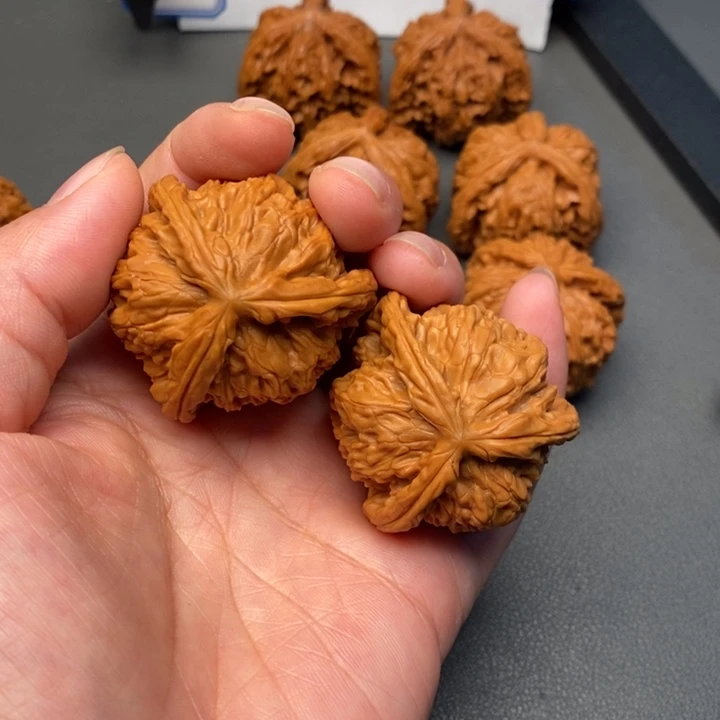 文玩核桃吊坠尘*核桃