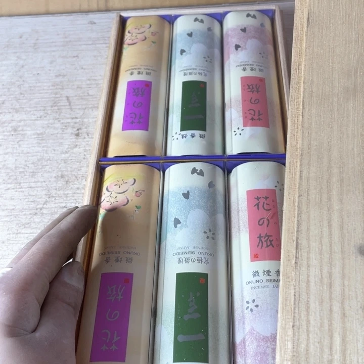 B****k新亿阁 中古商品 默认微瑕