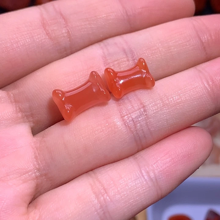 南红玛瑙未镶嵌珠宝半成品骨头
