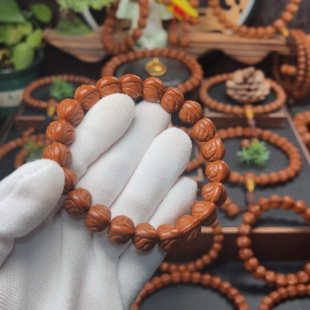 吊坠桃核1.3玉龙脊手串