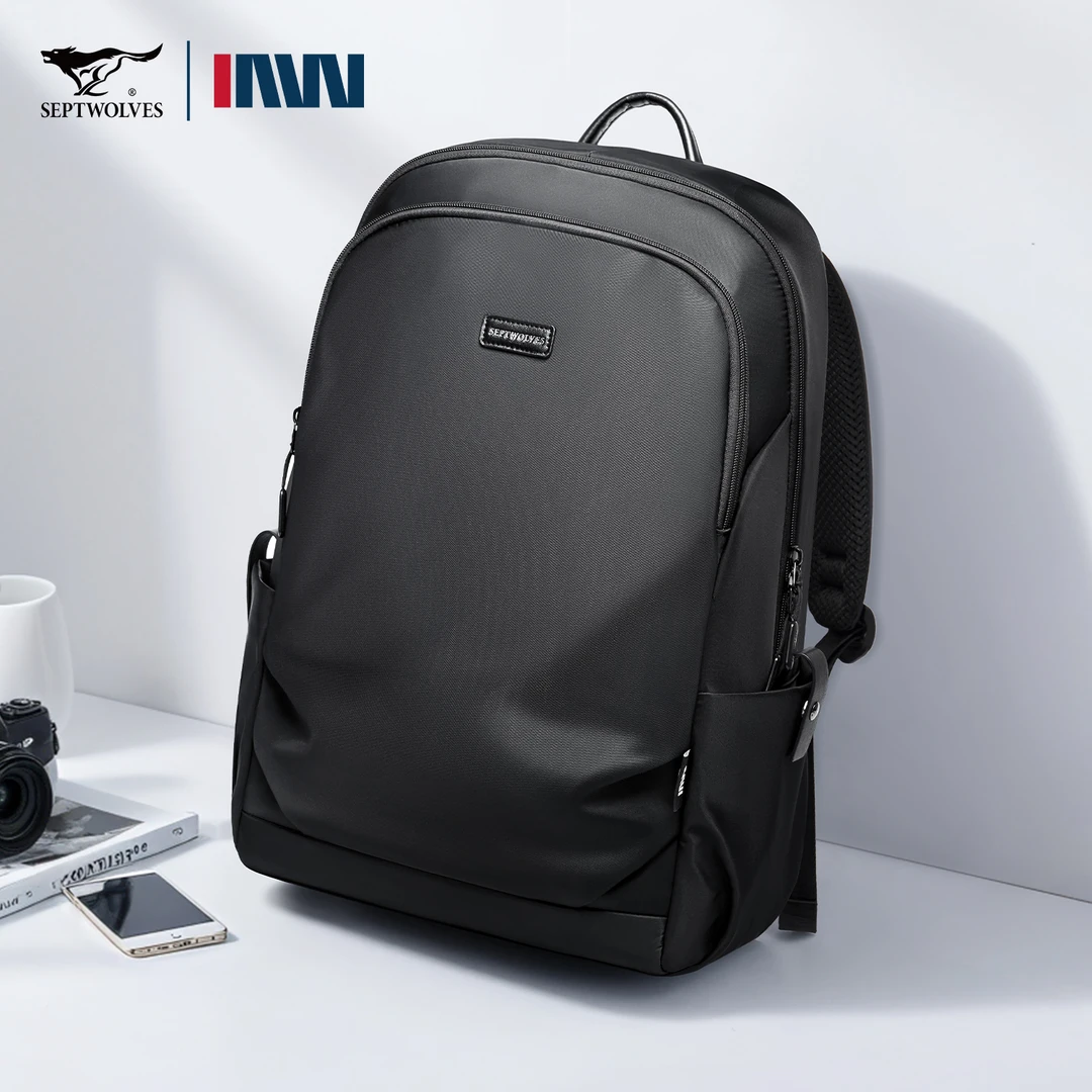 七匹狼轻便户外旅游双肩包男士新款背包大容量休闲通勤电脑包商务