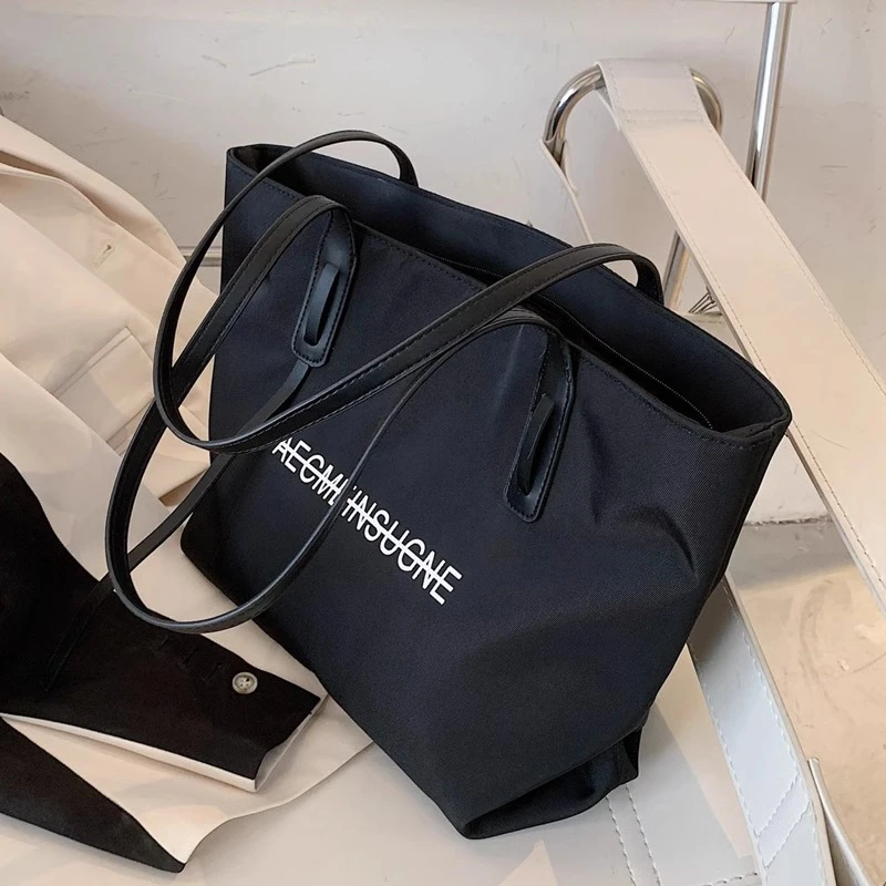 帆布大包包女2025新款潮时尚大容量妈咪单肩包百搭学生上课托特包