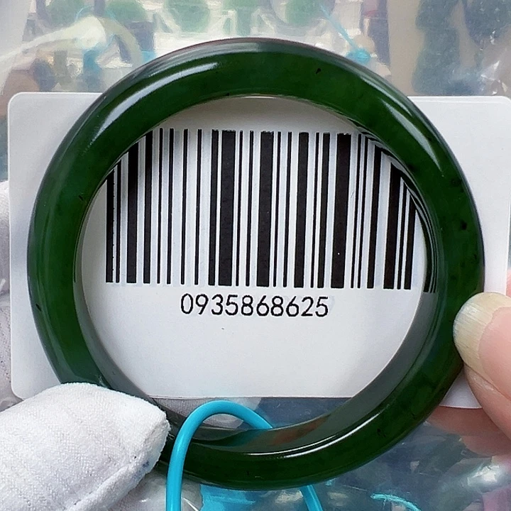 和田玉未镶嵌手镯包容5455