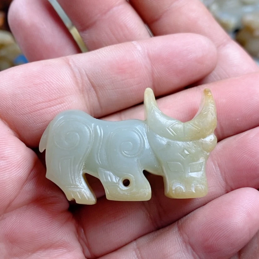 【闪购商品】和田玉挂件未镶嵌聚****玩