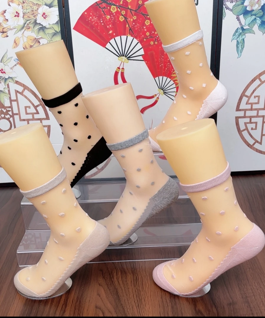 俏卡蔓2025夏季新款波点提花中筒无骨卡丝袜时尚薄款透气女士棉袜