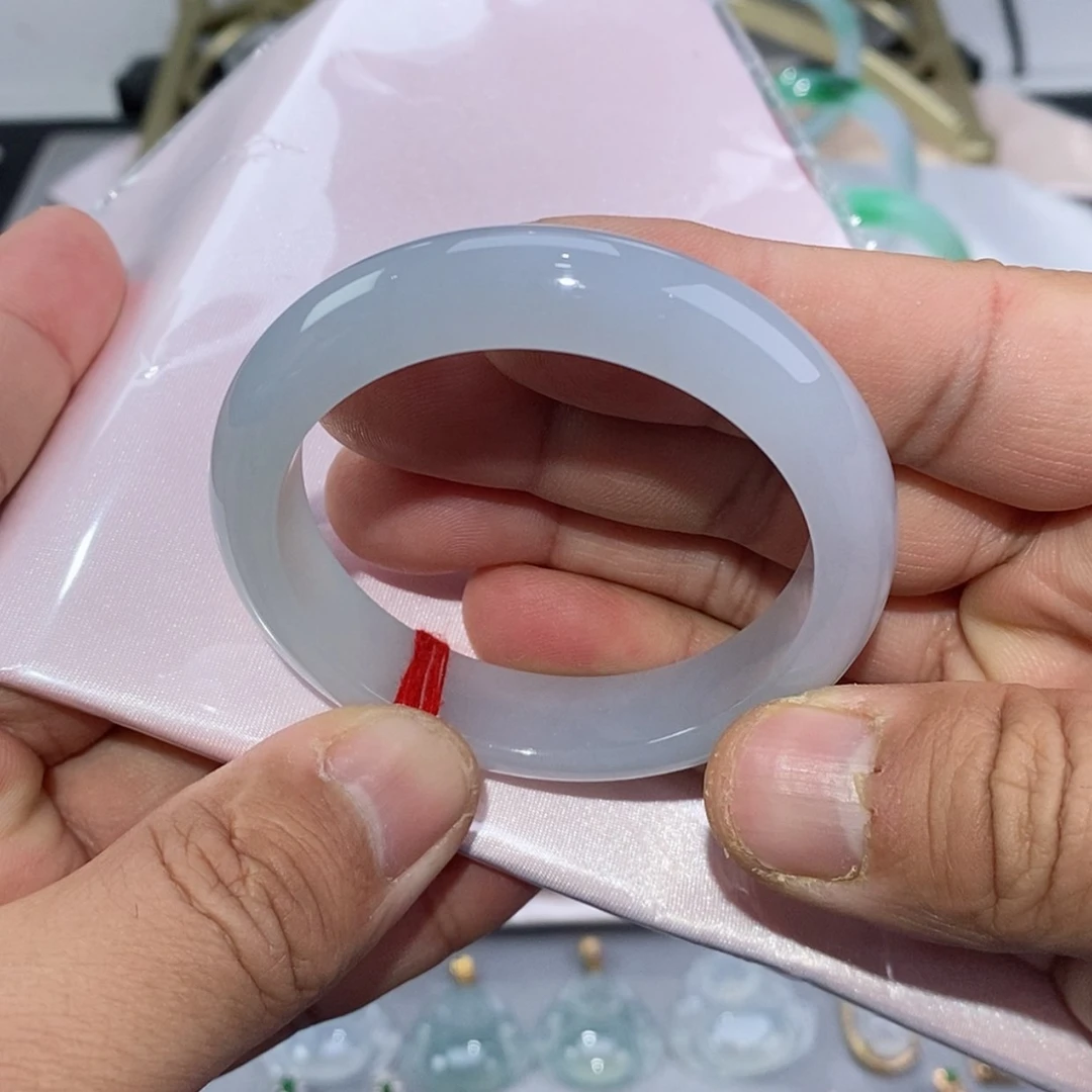 【闪购商品】未镶嵌手镯翡翠