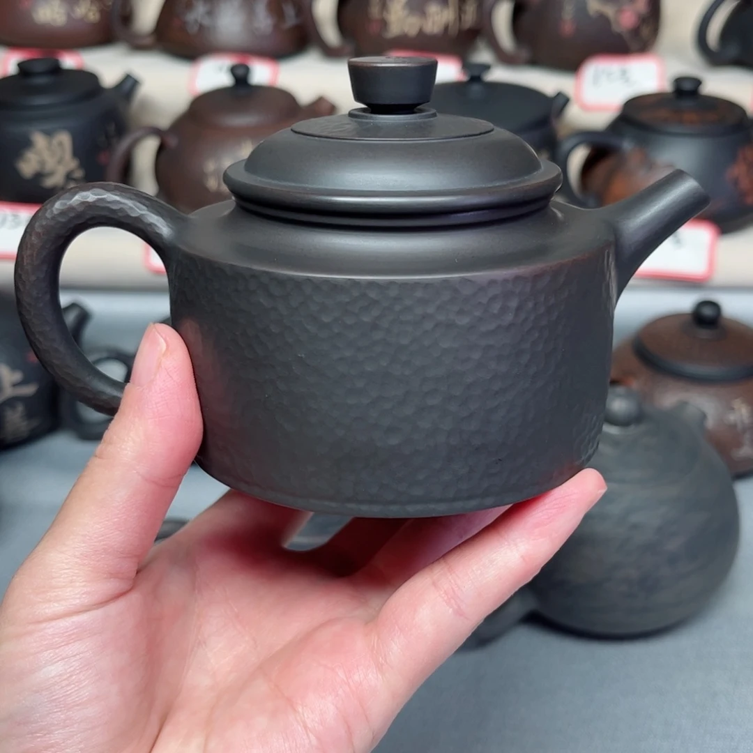 爵***g200毫升微微瑕纯手工锤纹德钟壶