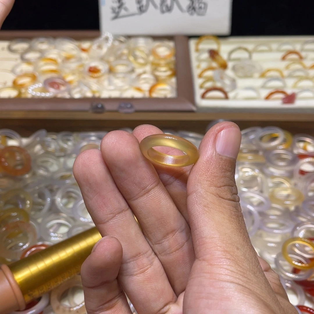 未镶嵌戒指玛瑙/玉髓37号港12