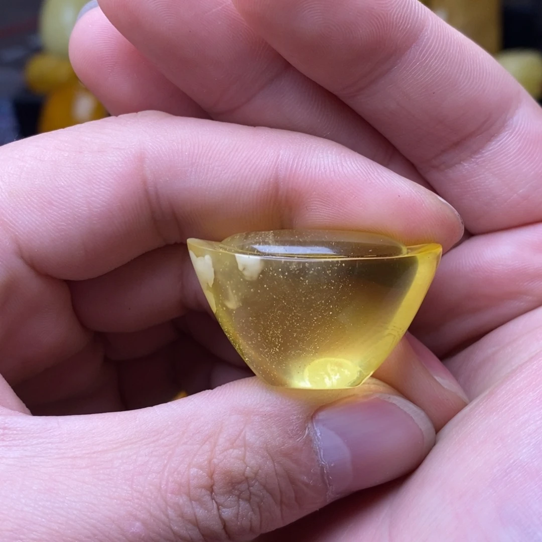 琥珀未镶嵌裸石蜜蜡