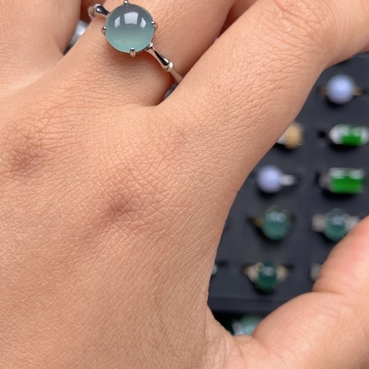 翡翠未镶嵌戒指戒指