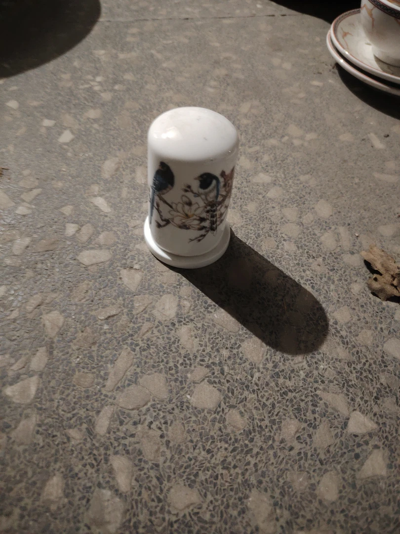 陶瓷盘子碗啥都有