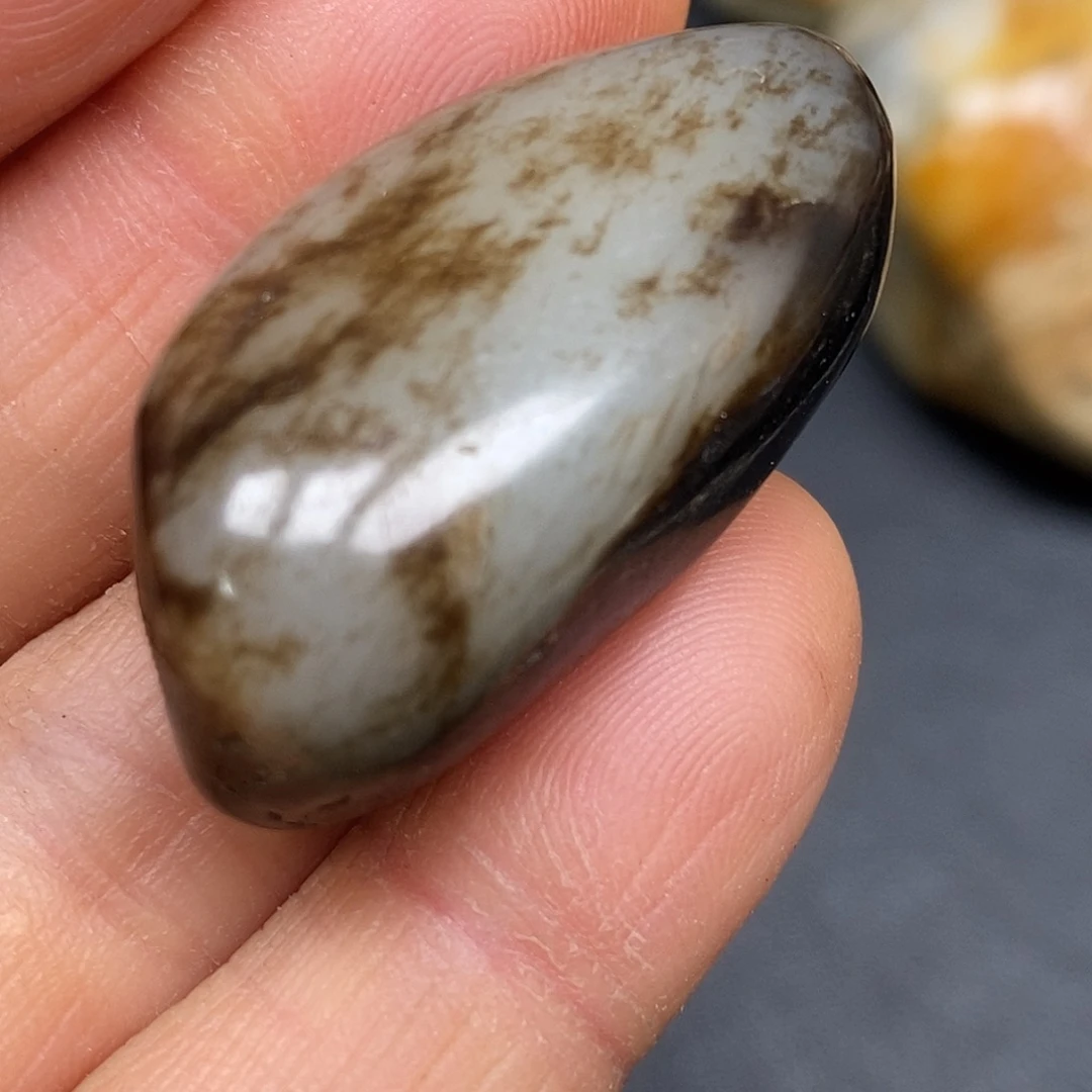 和田玉未镶嵌珠宝奇石