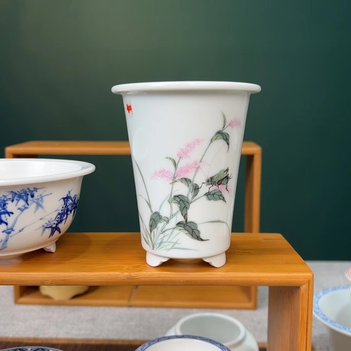 陶福利手工工笔草虫中号签筒盆