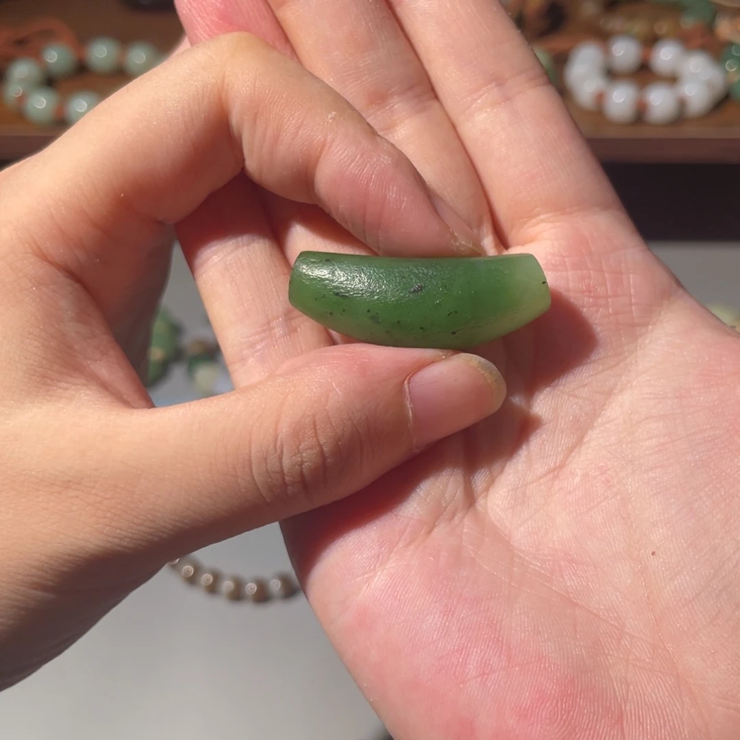 绿***珠颈饰未镶嵌和田玉