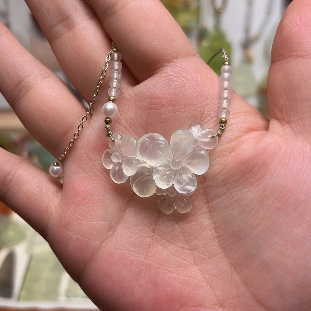 蛇纹石玉合金颈饰