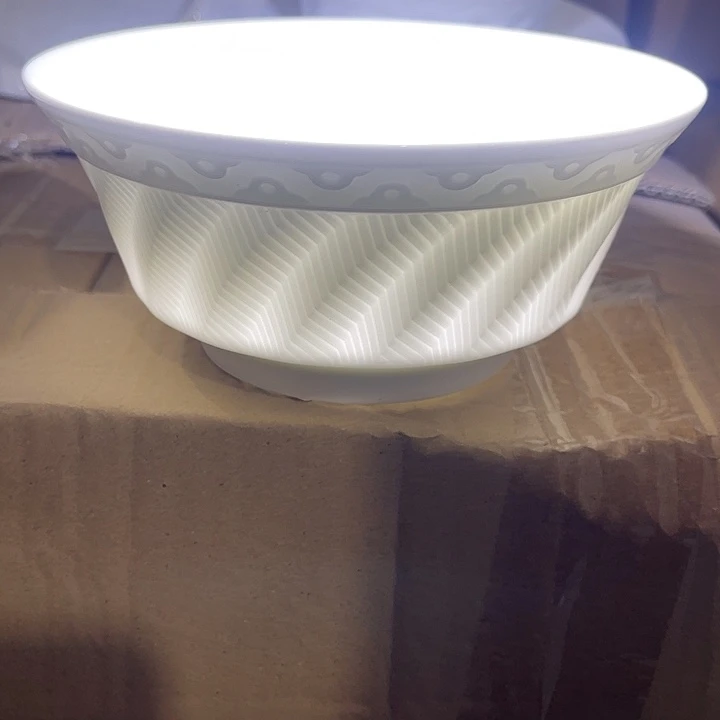 瓷片云端六英寸面碗四个，包邮