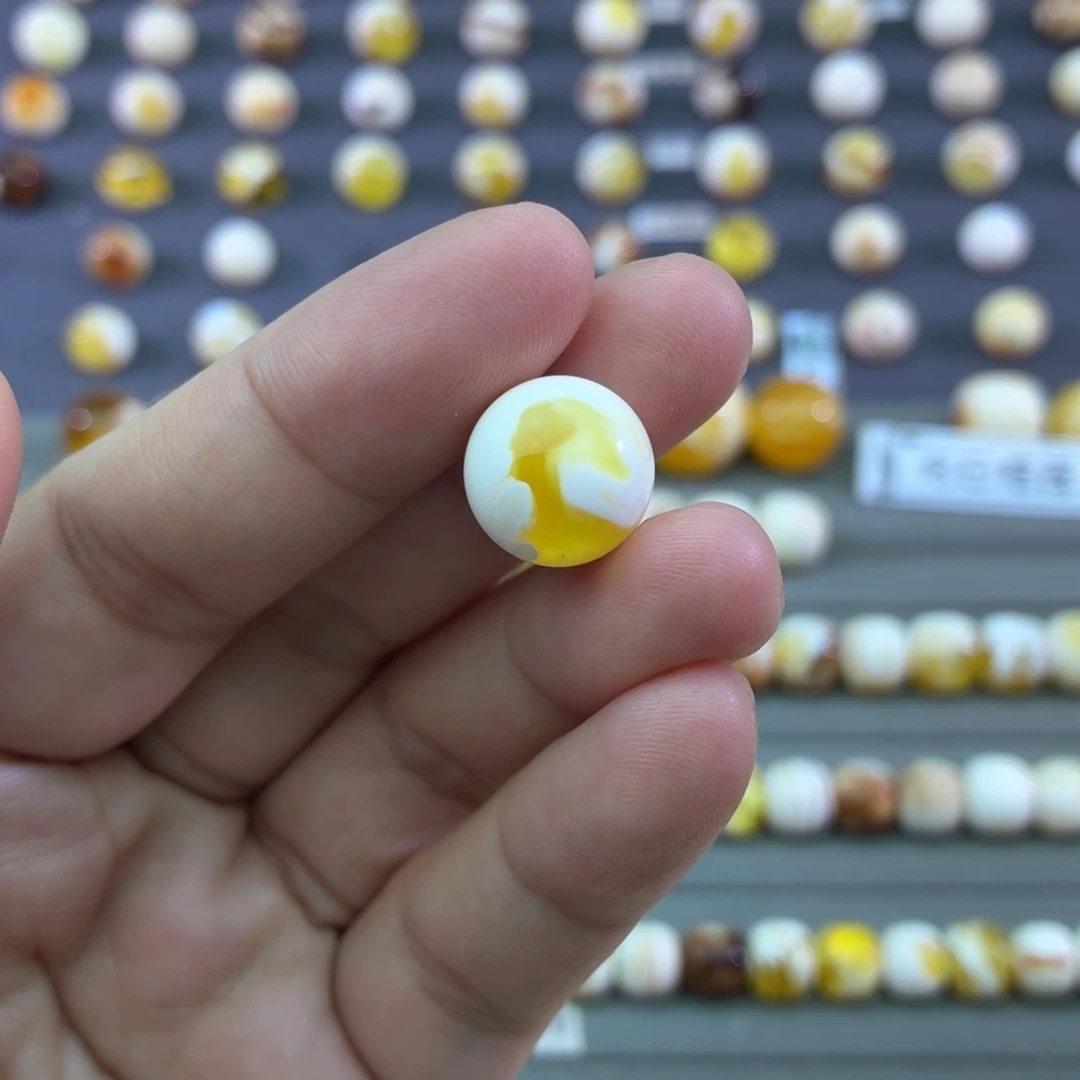 琥珀未镶嵌裸石13加圆珠