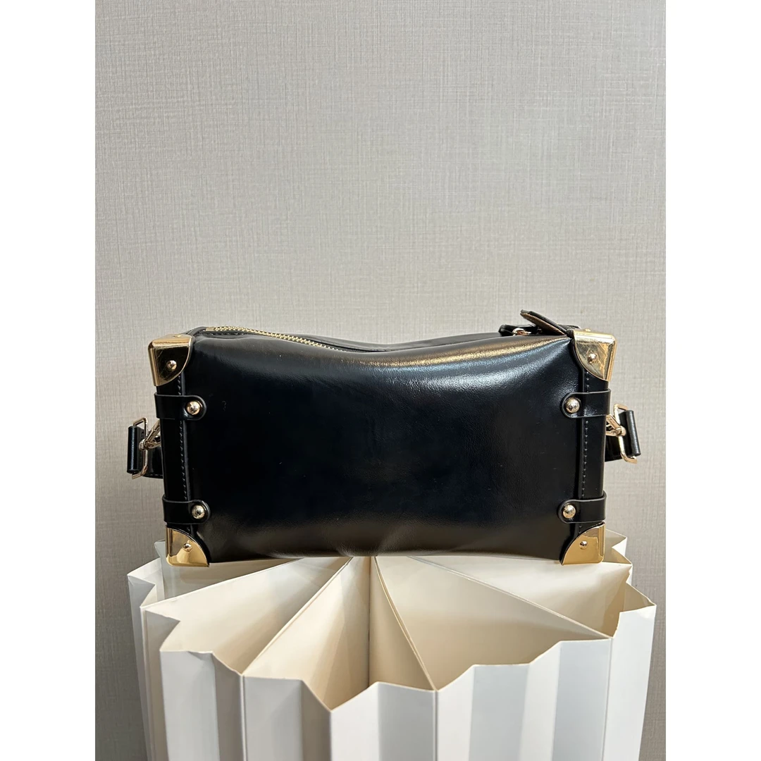 TOLEX2025新款手工时尚百搭女包软黑色