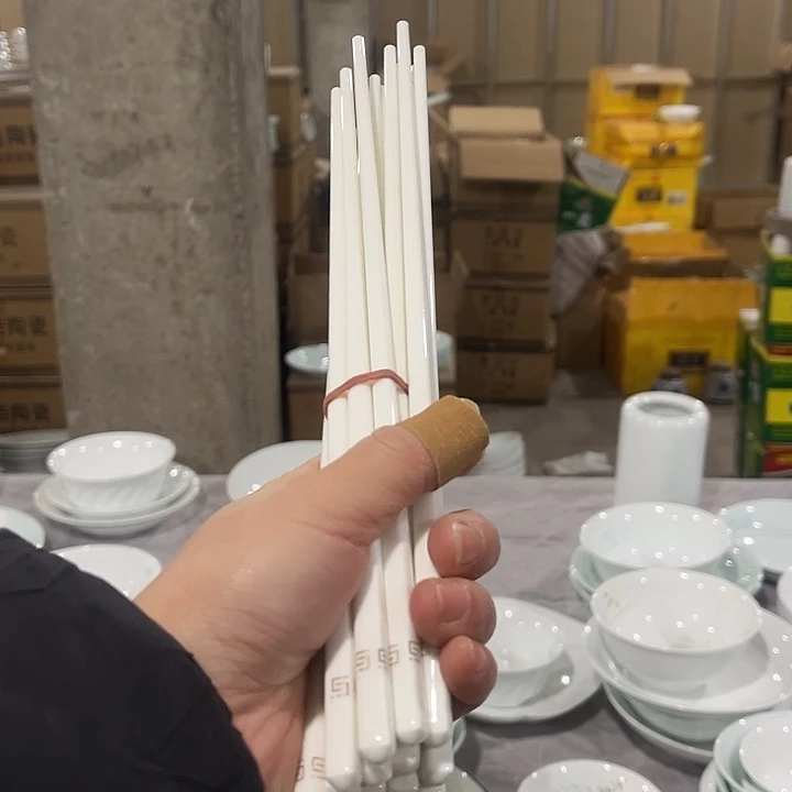 瓷片白陶瓷筷十双微瑕包邮