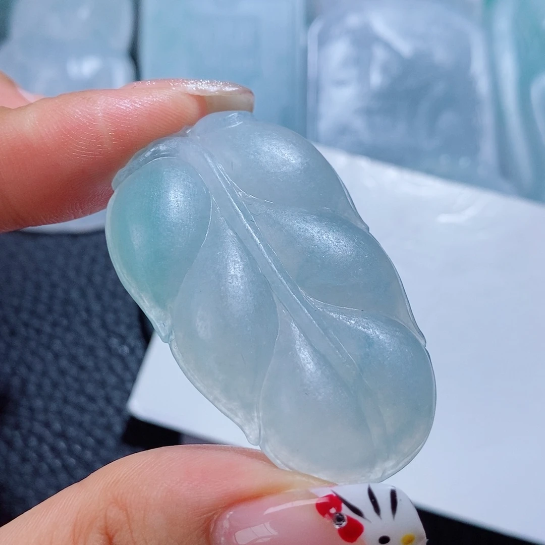 定制翡翠未镶嵌付款后确认抛光