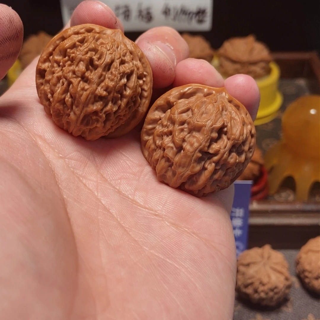 吊坠文玩核桃金麒麟35尺52