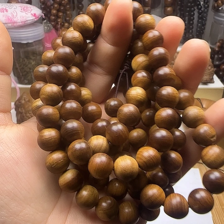 无事牌檀香木老山檀香1.0*108瑕疵