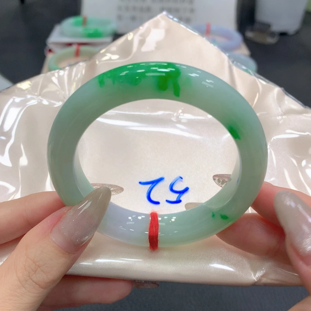 未镶嵌手镯翡翠翡翠