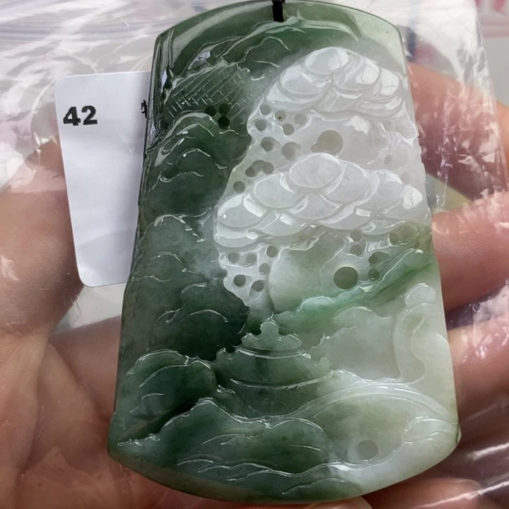 颈饰未镶嵌翡翠吊坠