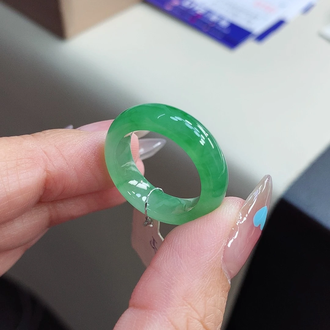 翡翠戒指未镶嵌18号