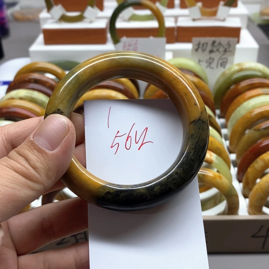 蛇纹石玉未镶嵌手镯似*