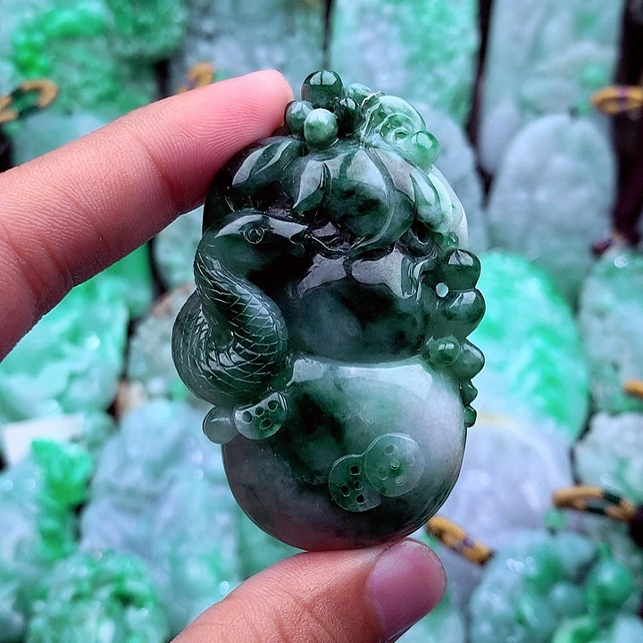 翡翠未镶嵌吊坠(不含链)