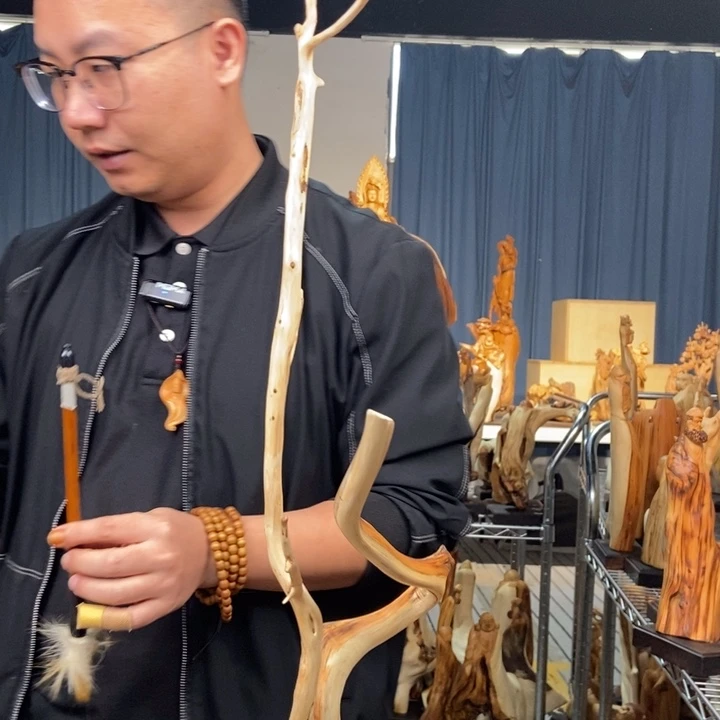柏木（崖柏）随型摆件