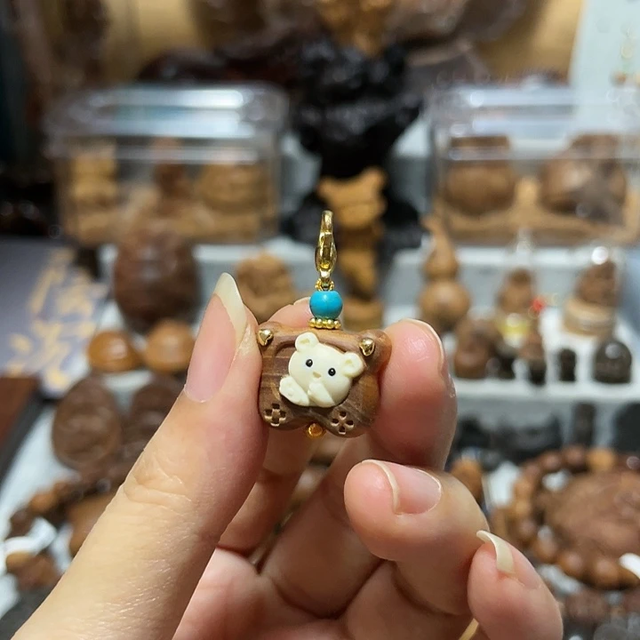 大***）其他檀香木印度迈索尔老山檀香