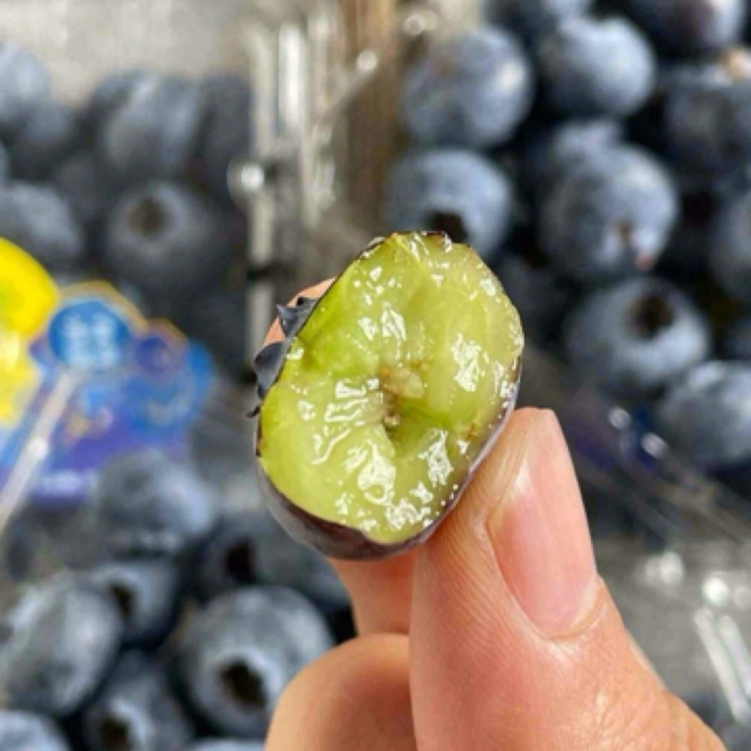 怡颗莓18+mm蓝莓云南限量版125克一盒